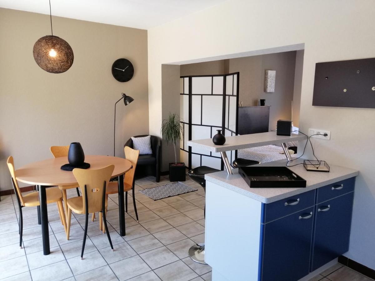 Studio 2 Pers Tourisme Et Business Namur Exterior foto